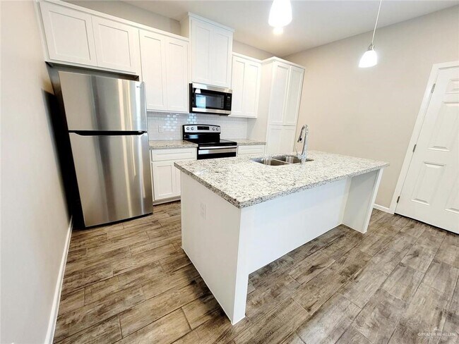 Foto del edificio - 5700 Sandpiper Ave