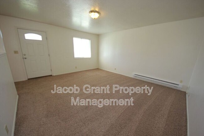 Building Photo - 965 Berryman Rd
