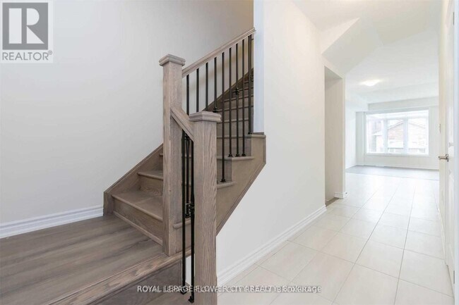 Building Photo - 2282 Grainger Lp