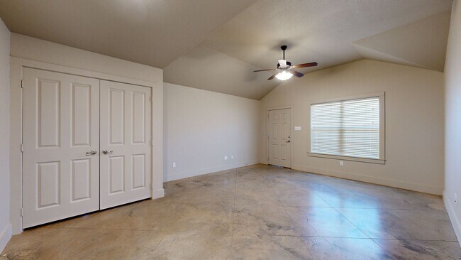 Building Photo - Cozy single family home in Temple