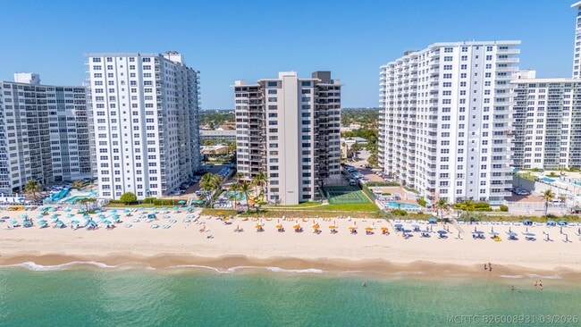 Building Photo - 3800 Galt Ocean Dr