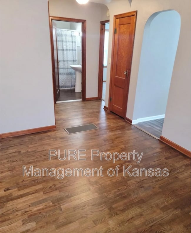 321 W RR Ave, Silver Lake, KS 66539 House Rental in Silver Lake, KS