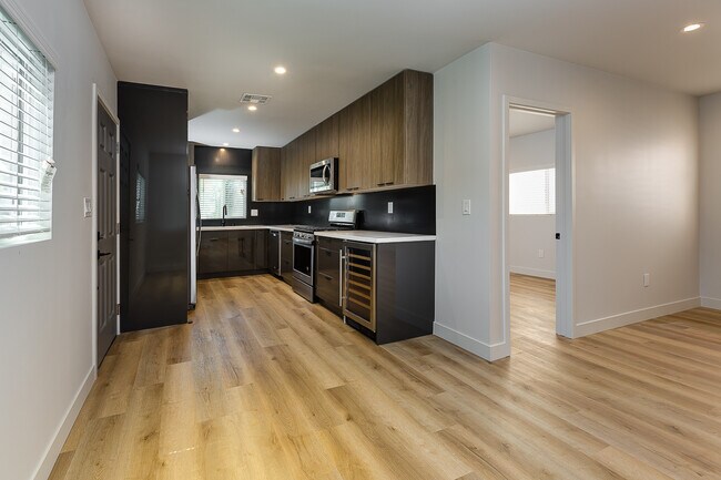 Foto del edificio - 2304 S Ridgeley Dr