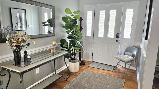 Foto del edificio - 106 Antler Ln