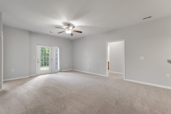 Interior Photo - McArthur Landing