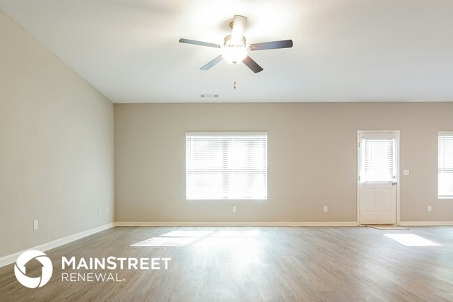 Building Photo - 1012 Nandina Ct