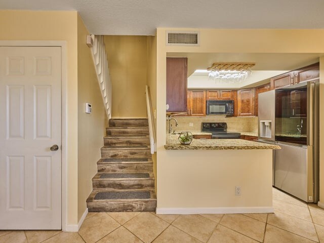 Foto del edificio - 4065 Village Dr