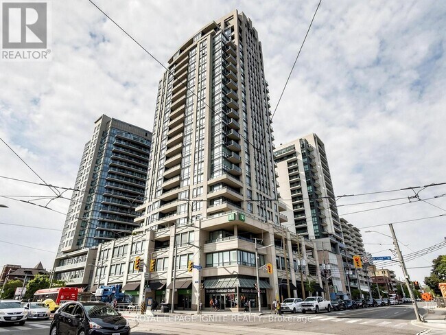 Photo du bâtiment - 204 - 500 ST.CLAIR AVENUE W
