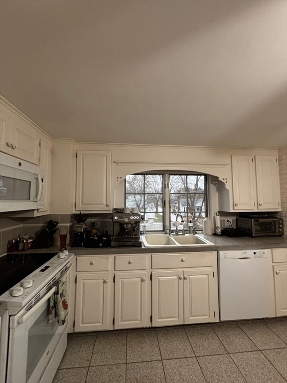 Building Photo - 30 Linwood Ave