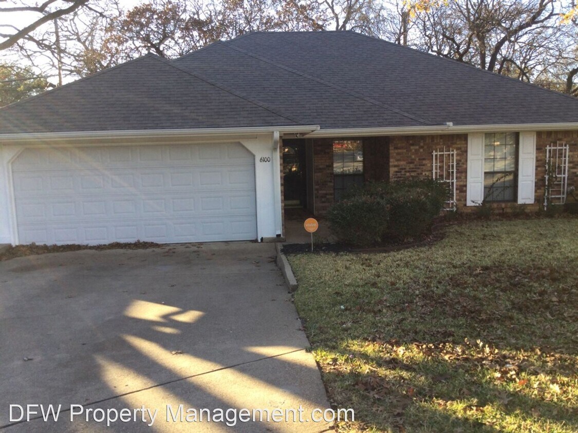 Primary Photo - 3 br, 2 bath House - 6100 Paradise Dr