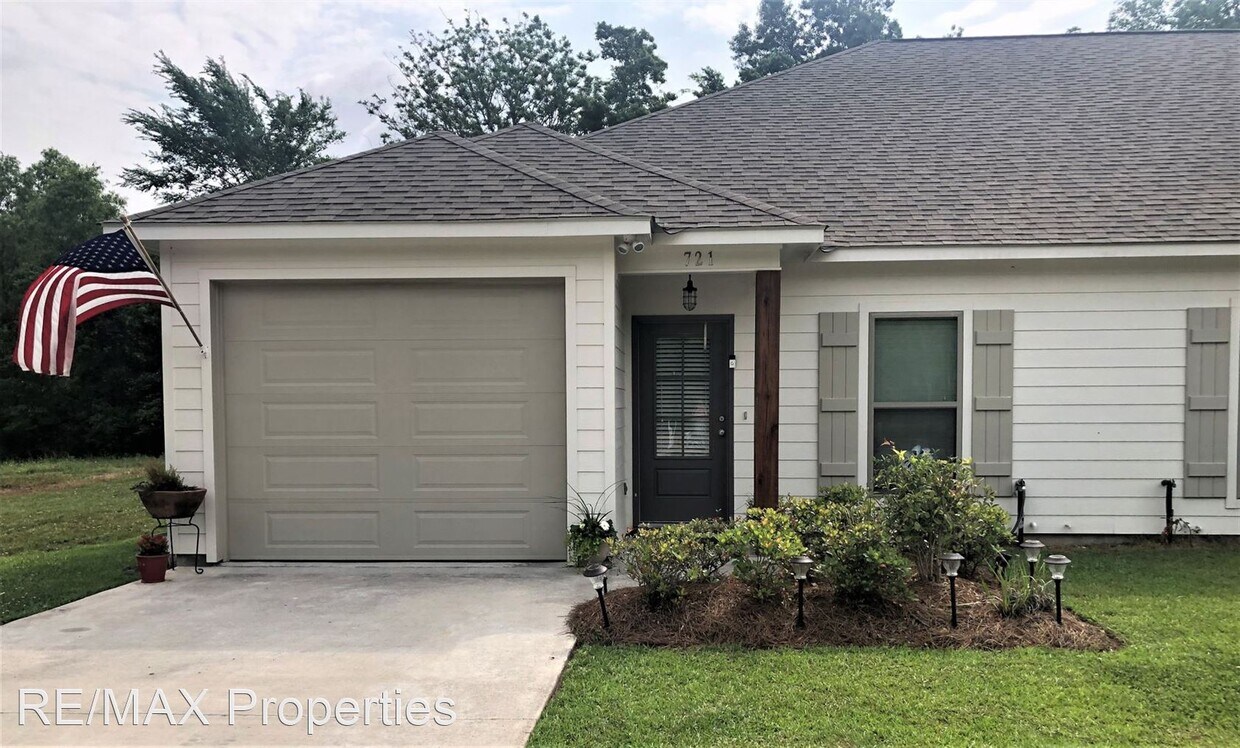 Primary Photo - 2 br, 2 bath House - 721 S. Audubon Place ...