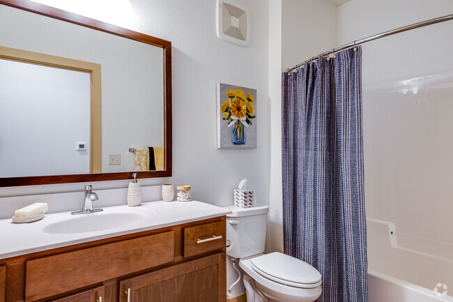 Bathroom - Parkview Grand Partners LLC