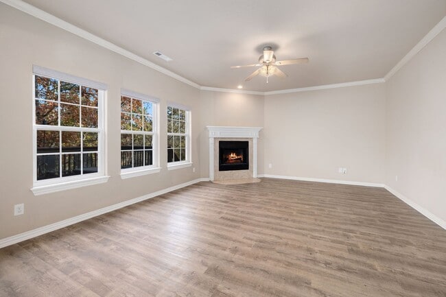 Photo - Charming 3-Bed Home in Fayetteville