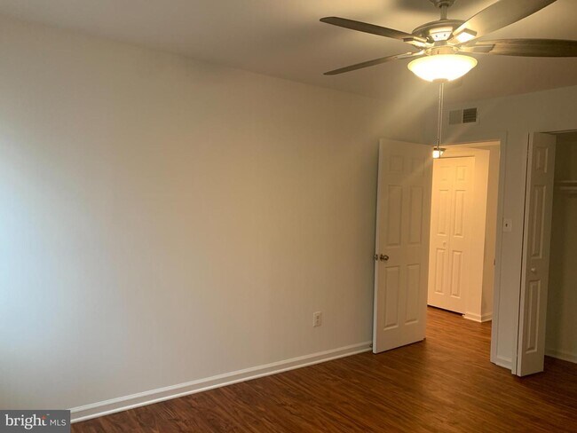 Building Photo - 7308 Donnell Pl