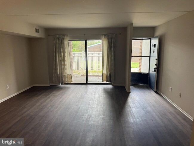 Building Photo - 202 Stony Way