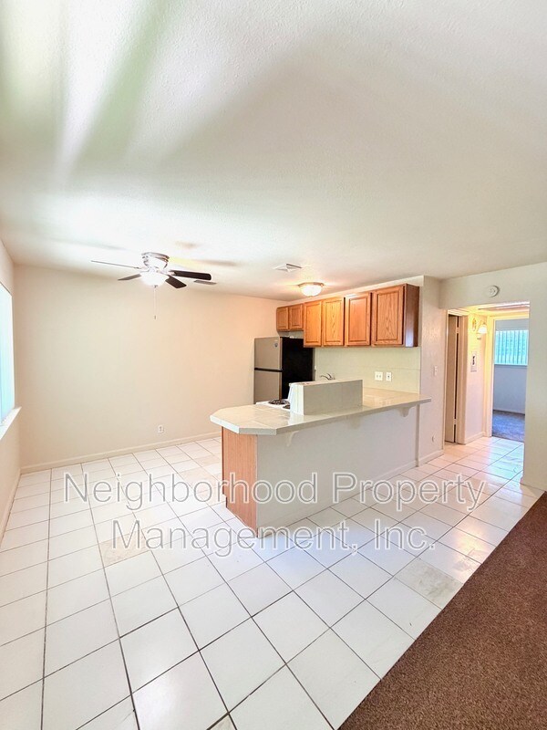 Foto del edificio - 1439 E Saginaw Way
