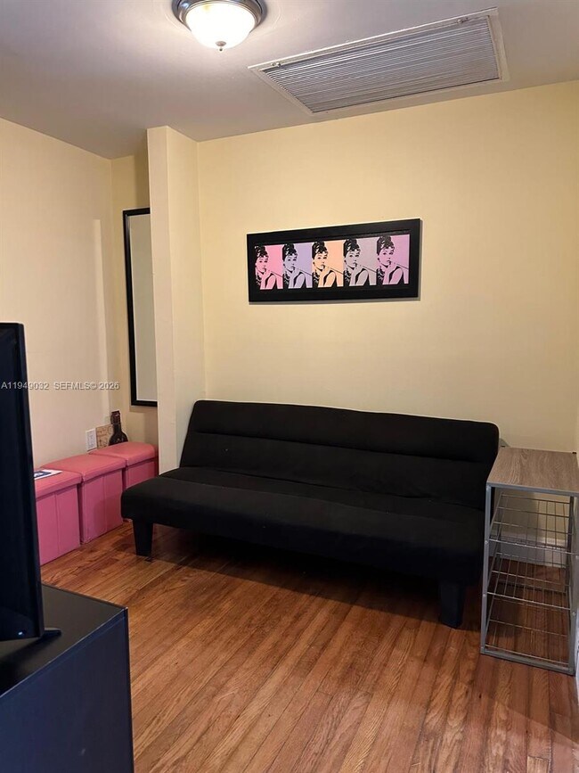 Foto del edificio - 1219 Meridian Ave