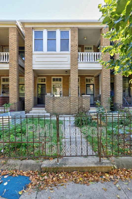 Primary Photo - 2417 Eutaw Pl