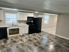 Building Photo - 3706 Griffin St