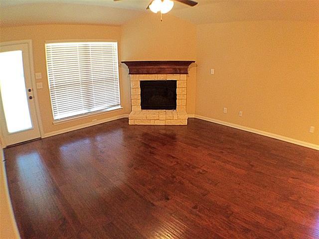 Building Photo - 2616 Costa Mesa Dr