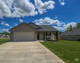 Building Photo - 702 Gleason Dr