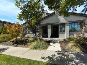 Building Photo - 2656 Greger St