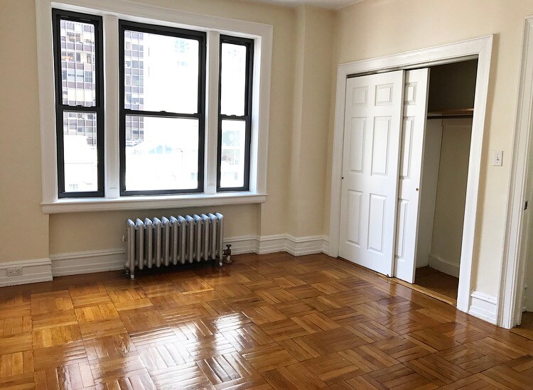 Primary Photo - 55 W 55th St