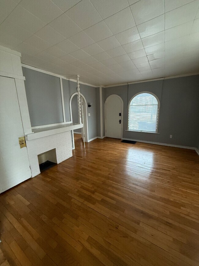 Foto del edificio - 1033 E Oakland Ave
