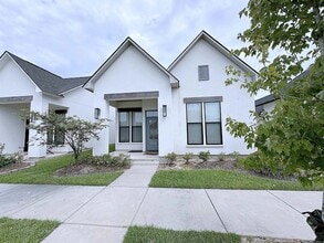 Building Photo - 10263 Alderman Dr