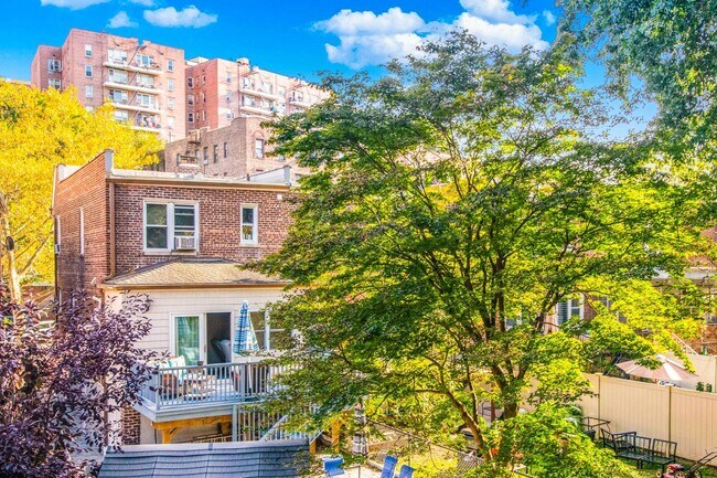 Foto del edificio - 146 Van Cortlandt Park