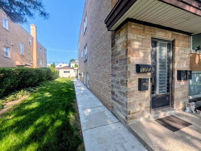 Foto del edificio - 5355 N Central Ave