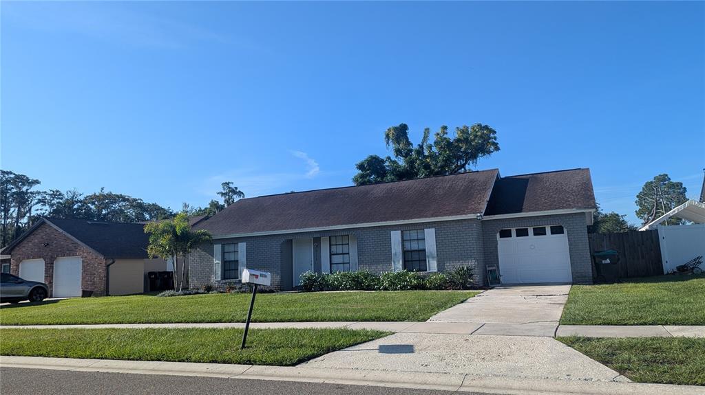 Foto principal - 8154 Britt Dr