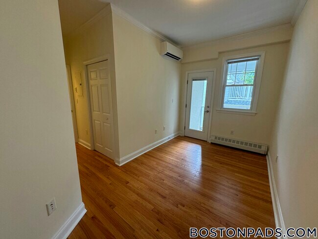 Building Photo - 65 Langdon St