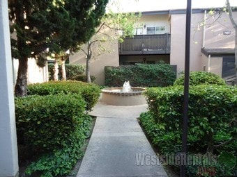 Primary Photo - 7972 Mission Center Ct