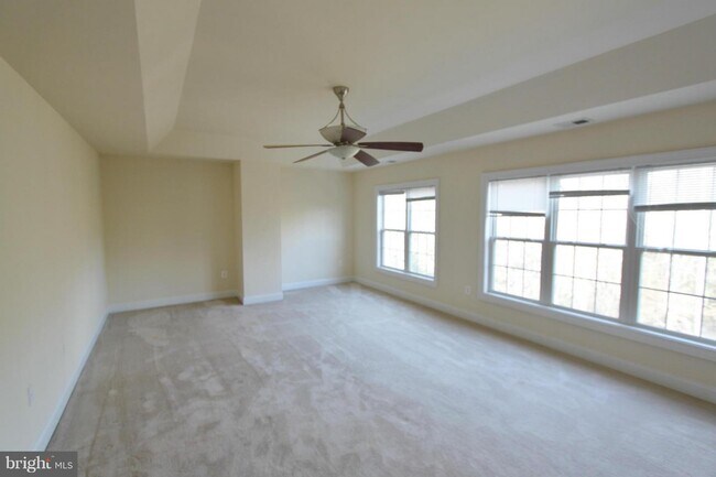 Building Photo - 8553 Mazzello Pl