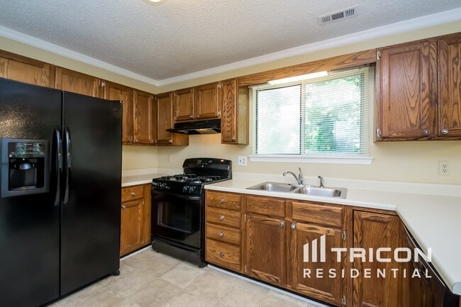 Building Photo - 2809 Cobb Place Manor Ct