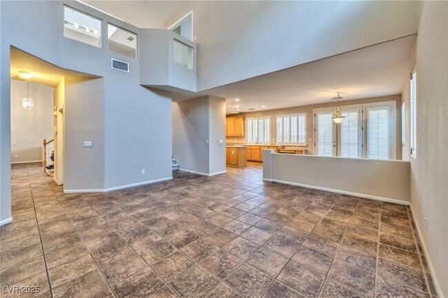 Building Photo - 2075 Jupiter Hills Ln