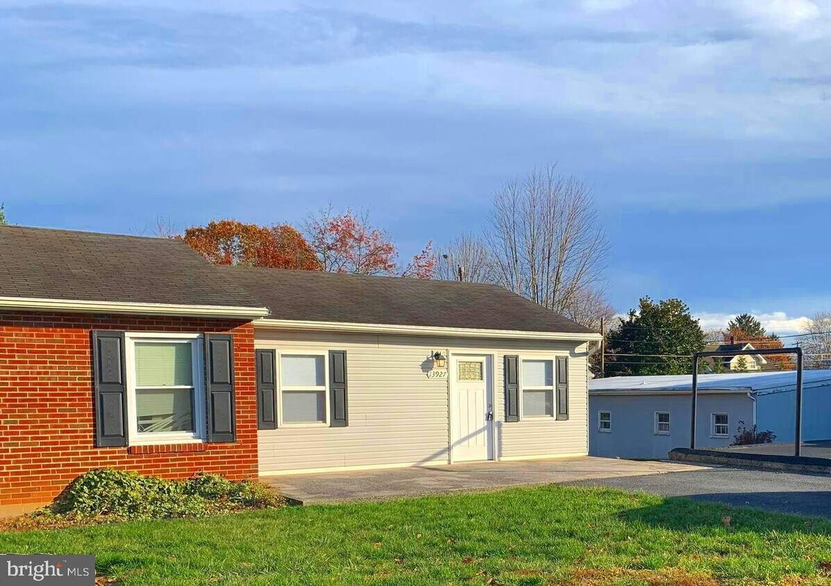 13927 Village Mill Dr, Maugansville, MD 21767 House Rental in