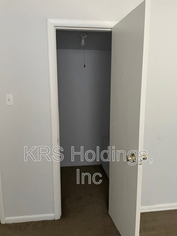 Foto del edificio - 802 Brook Hill Rd