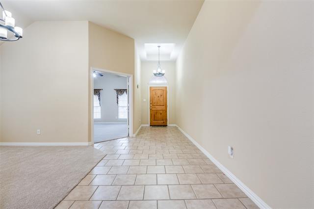 Foto del edificio - 8647 Robertson Dr
