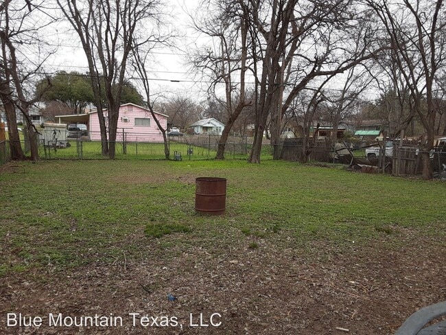 Building Photo - 2 br, 1 bath House - 5412 Goodman Ave