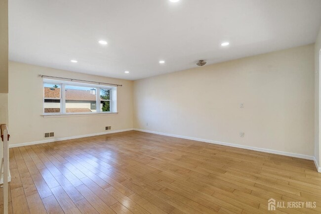 Foto del edificio - 6304 Hana Rd