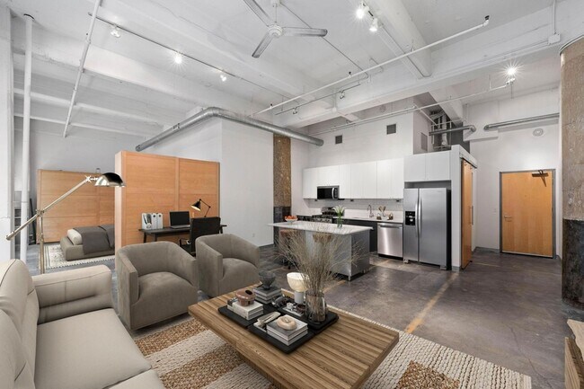 Foto del edificio - 700 N Washington Ave