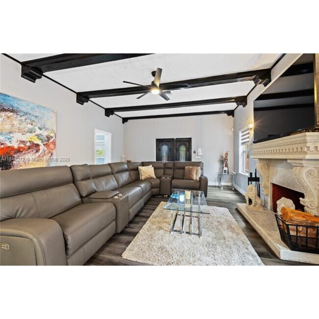 Foto del edificio - 47 NW 47th St