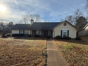 Building Photo - 9118 Urban View Dr