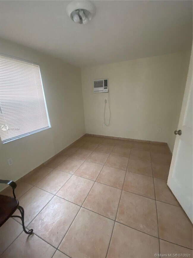 1462 SW 19th Ave Unit B, Miami, FL 33145 Apartment for Rent in Miami