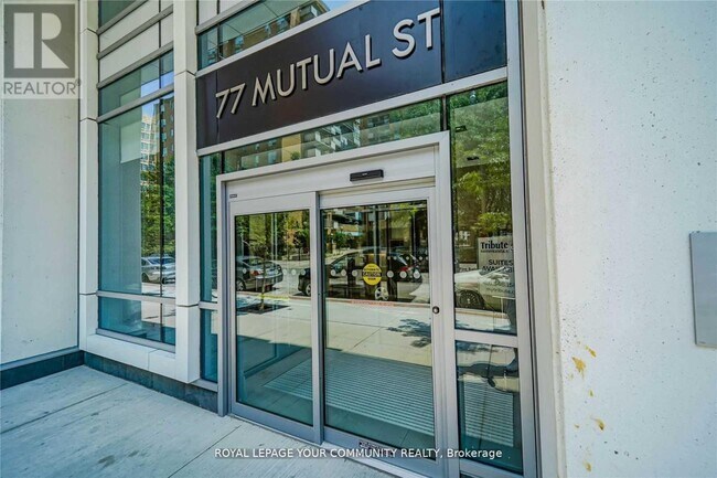 Photo du bâtiment - 77-PH-77 Mutual St