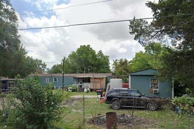 Foto del edificio - 14514 Hillsboro St