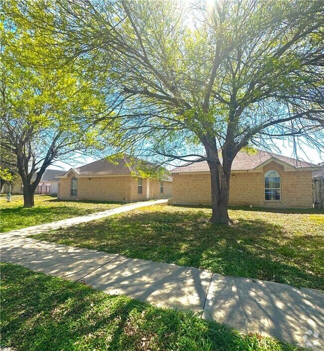 Building Photo - 2512 Salvatierra Dr