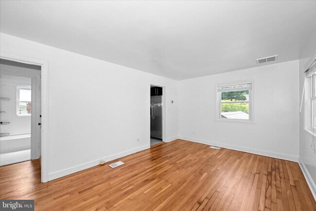 Foto del edificio - 801 Cox Ave